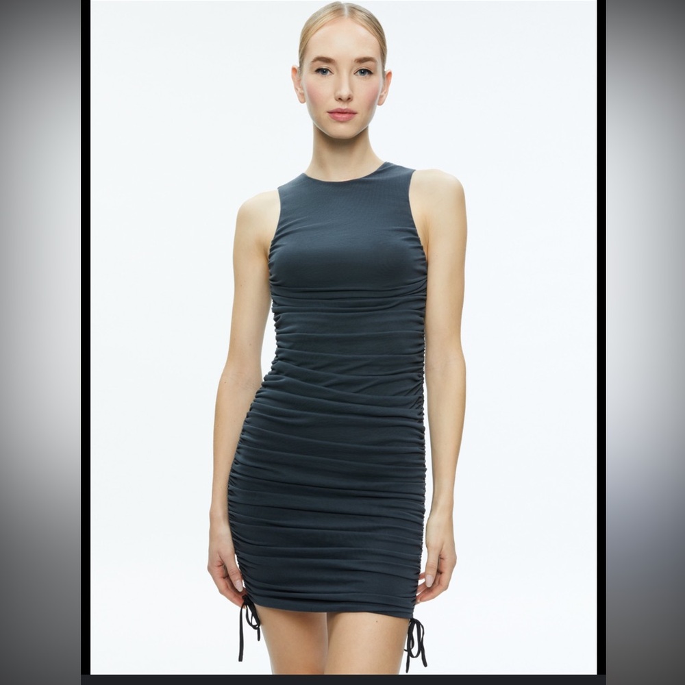 Alice + Olivia Classics KATHERINA RUCHED FITTED DRESS Gray Black Size 4
